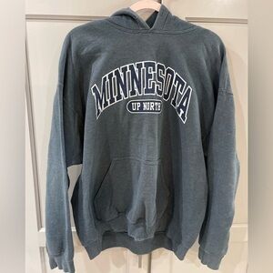 Minnesota Hoodie men’s size L